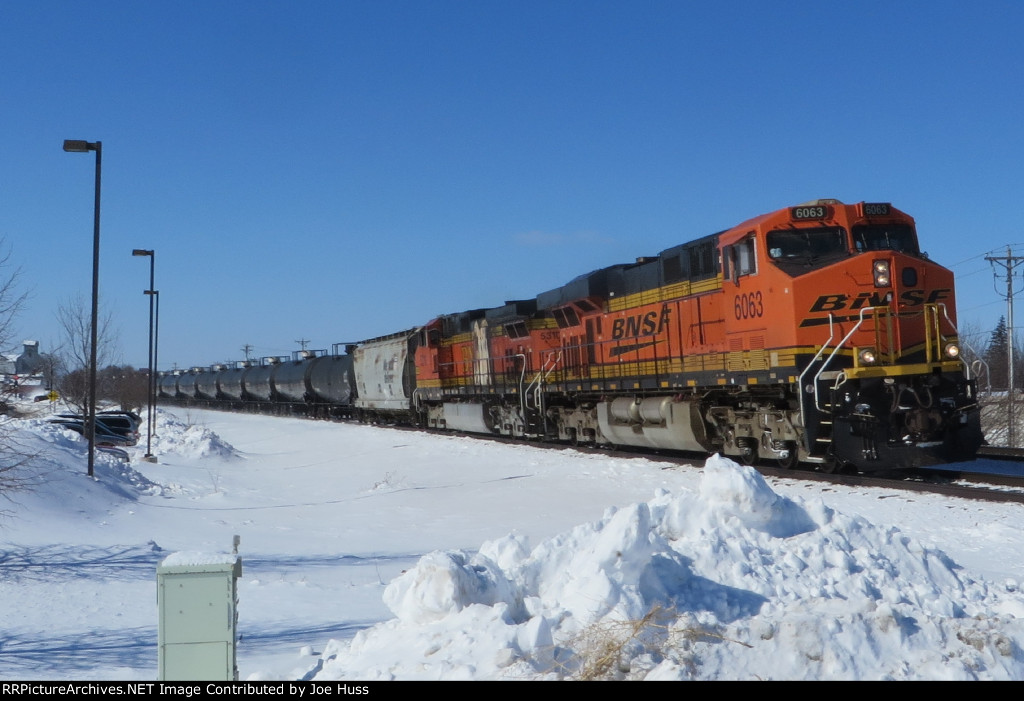 BNSF 6063 East